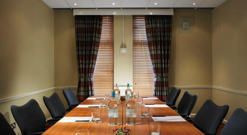 Delta Hotels By Marriott וואלת'ם אבי מראה חיצוני תמונה